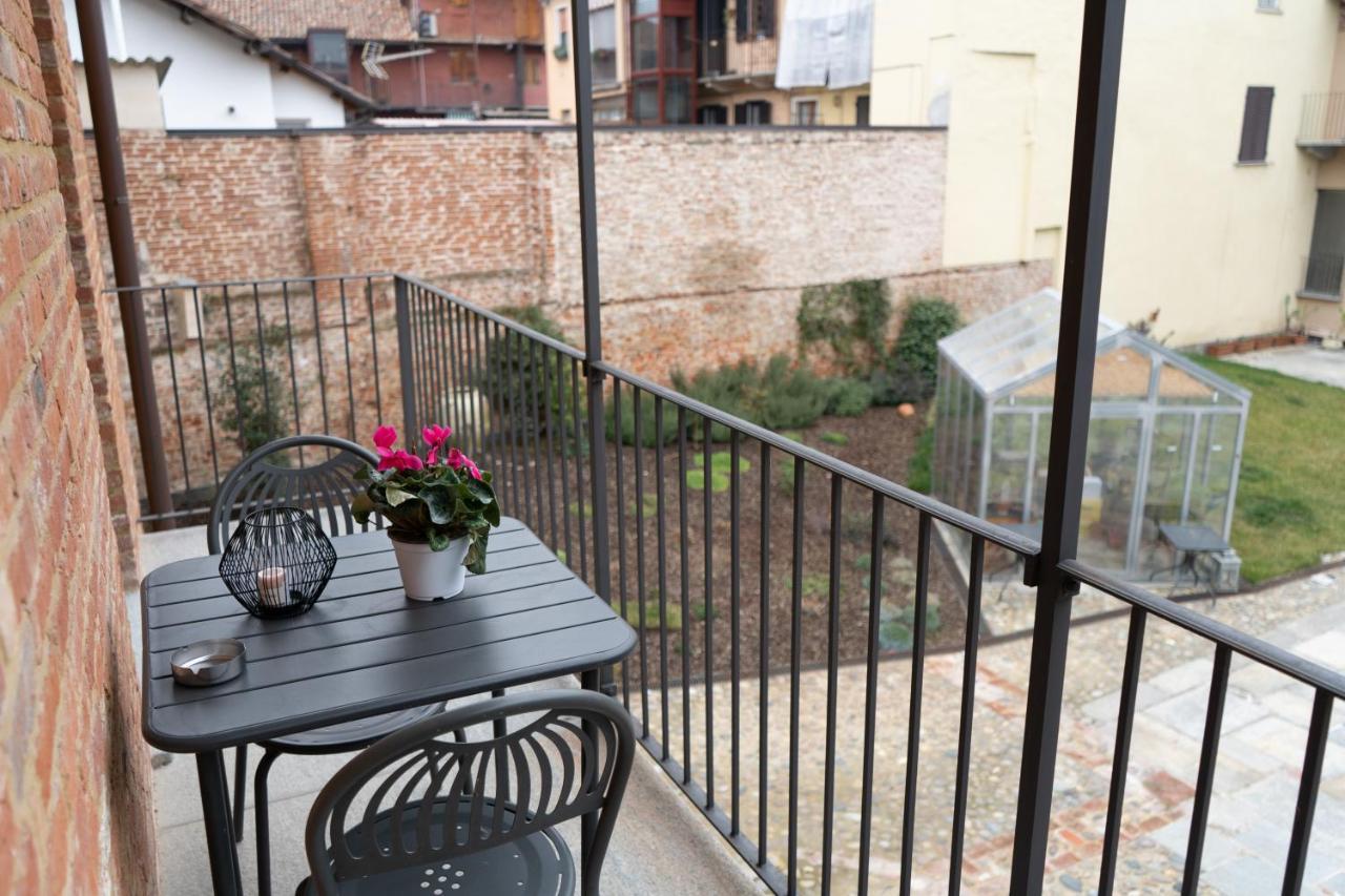 Centro Storico Recinto Dei Nobili 2-Private Parking Apartment Asti Exterior photo